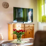 Haus Schoeneck Apartmán *