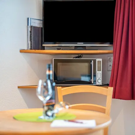 Haus Schoeneck Апартаменты